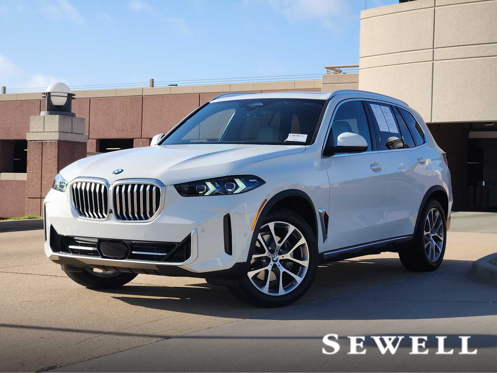 2026 BMW X5 40i's photo