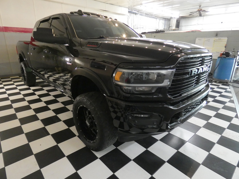 2020 Ram 3500 Laramie photo 3