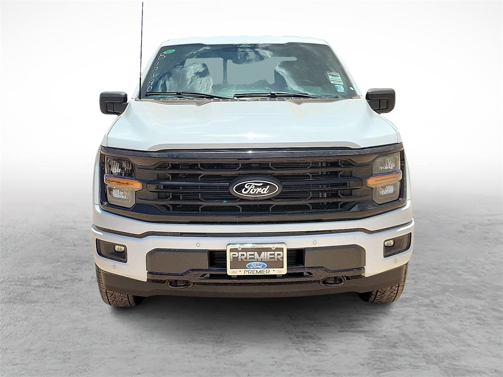 2025 Ford F-150 XLT photo 3