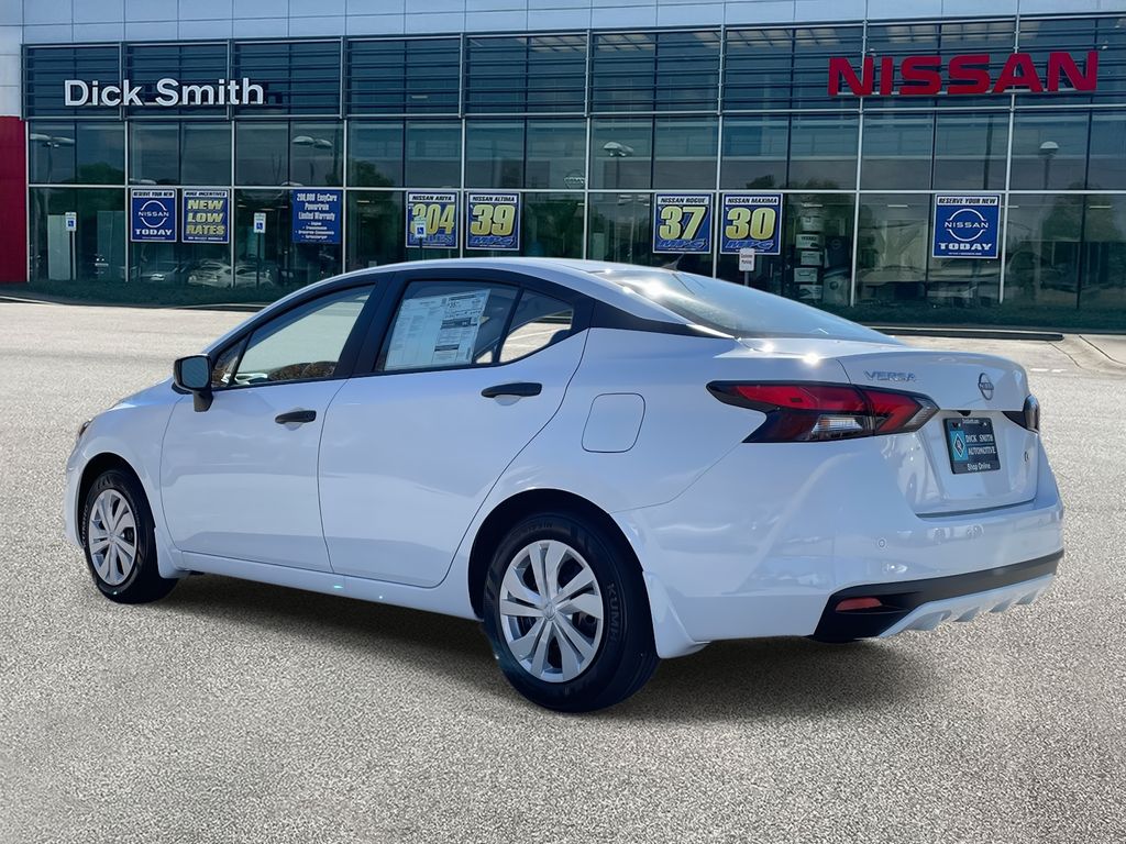 2025 Nissan Versa S photo 3