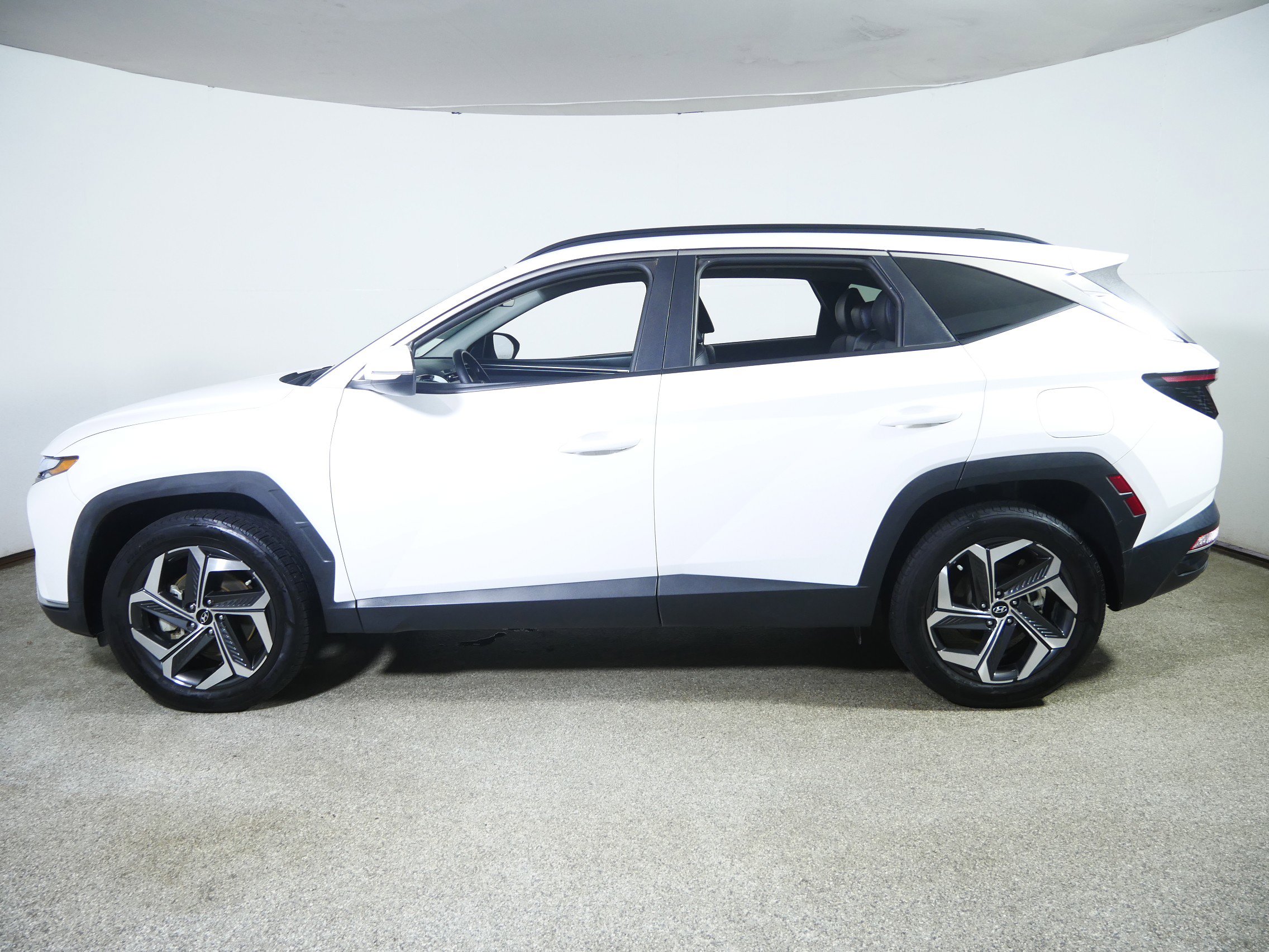 2023 Hyundai Tucson SEL Convenience photo 4