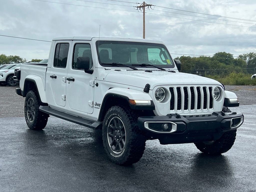 2021 Jeep Gladiator Overland photo 2