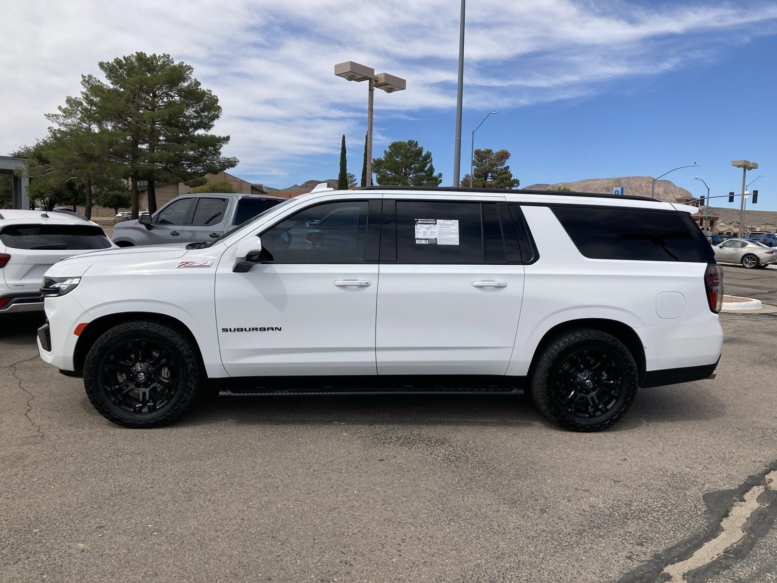 2024 Chevrolet Suburban Z71 photo 12