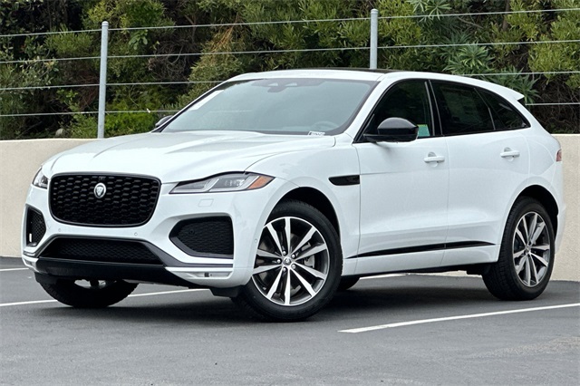 2026 Jaguar F-Pace R-Dynamic S's photo