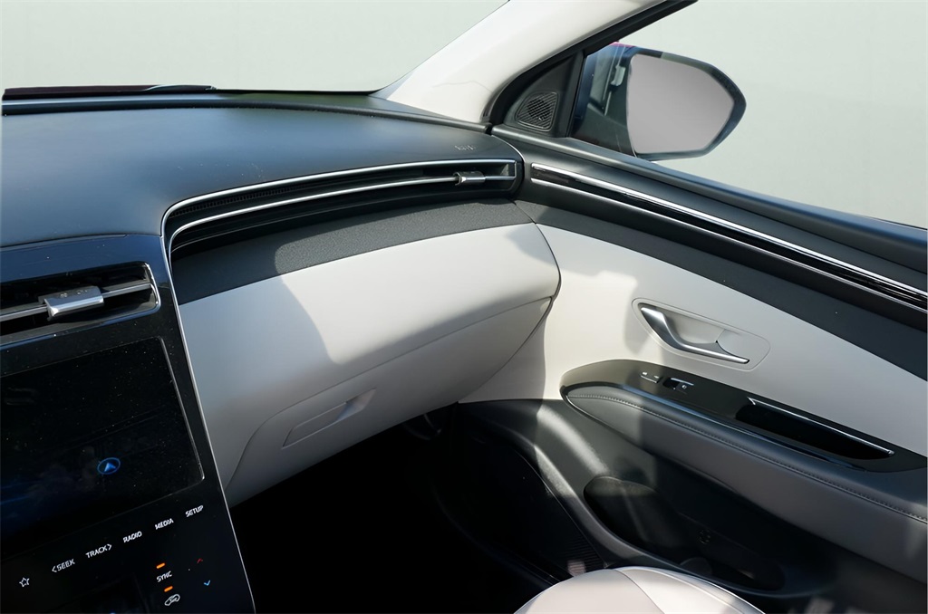 2022 Hyundai Tucson Limited photo 14