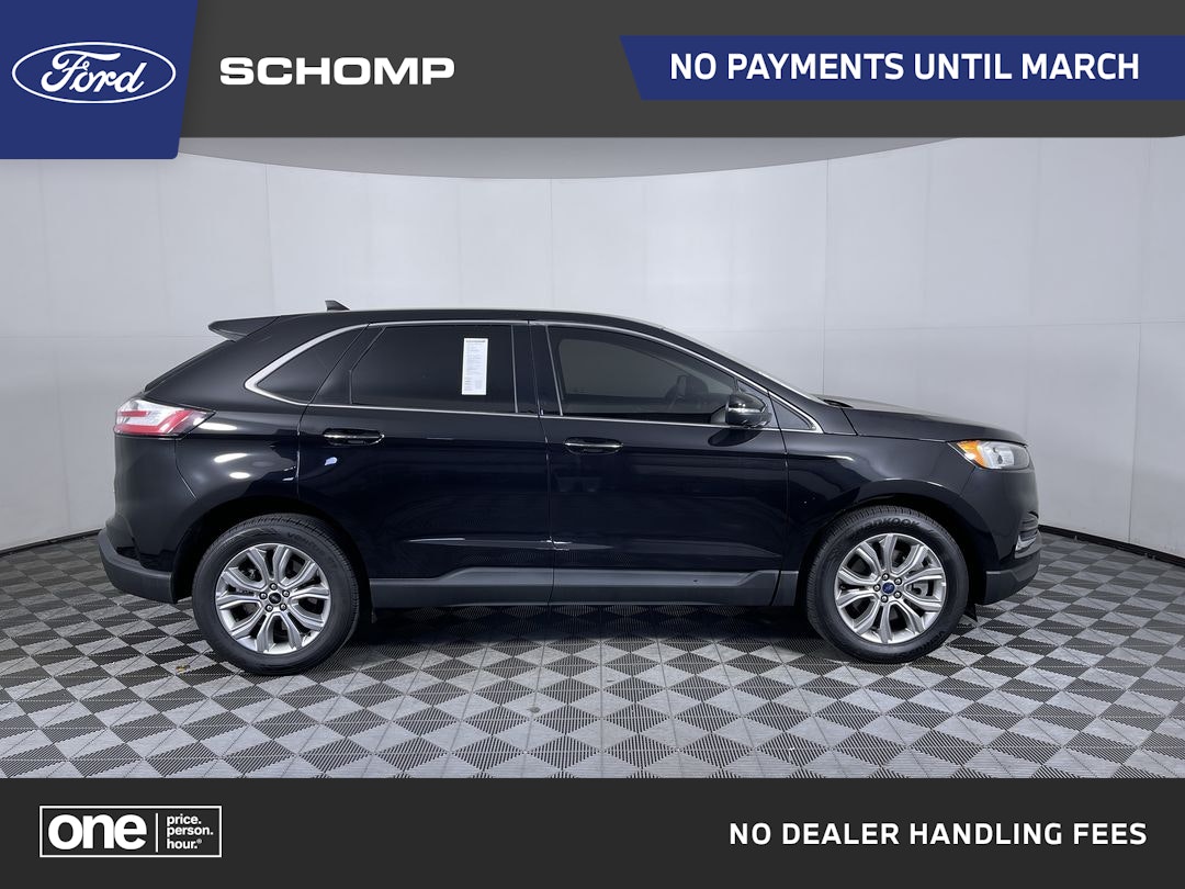 2024 Ford Edge Titanium's photo