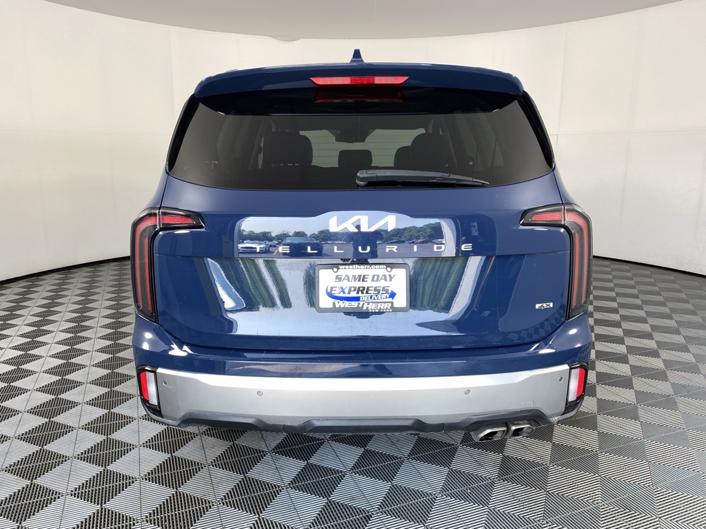 2023 Kia Telluride EX photo 3