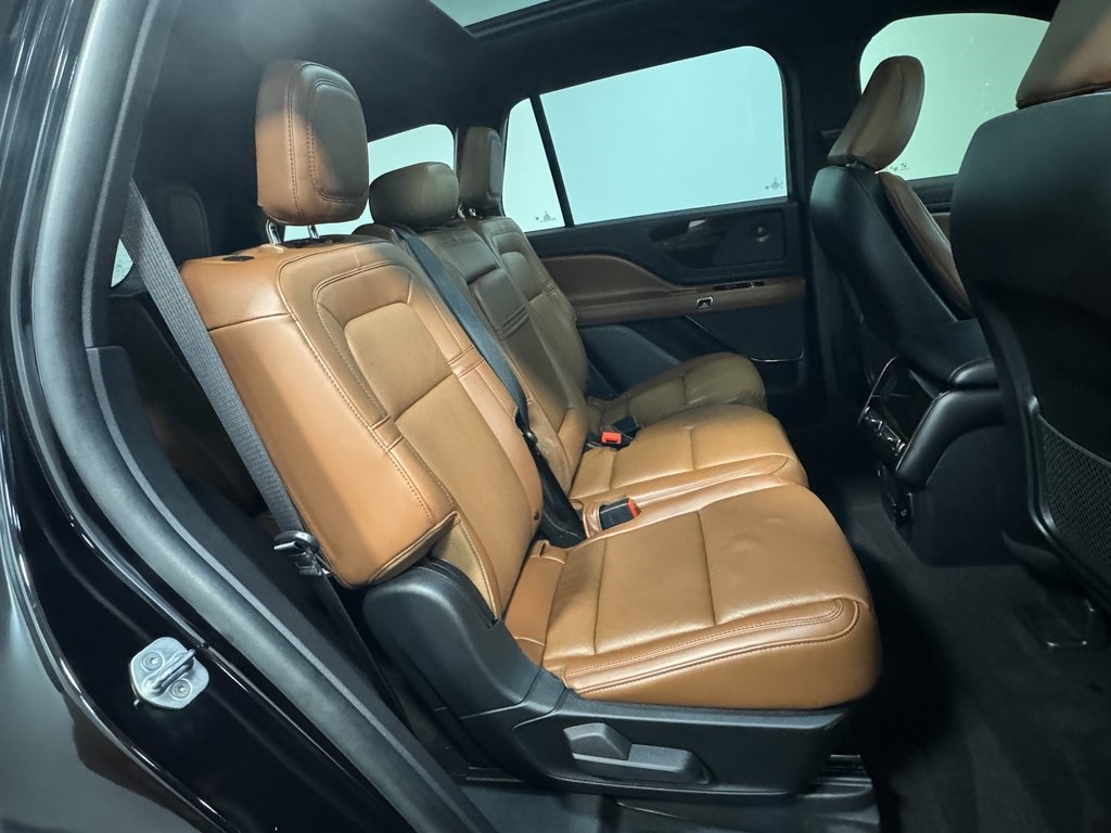 2022 Lincoln Aviator Reserve photo 13
