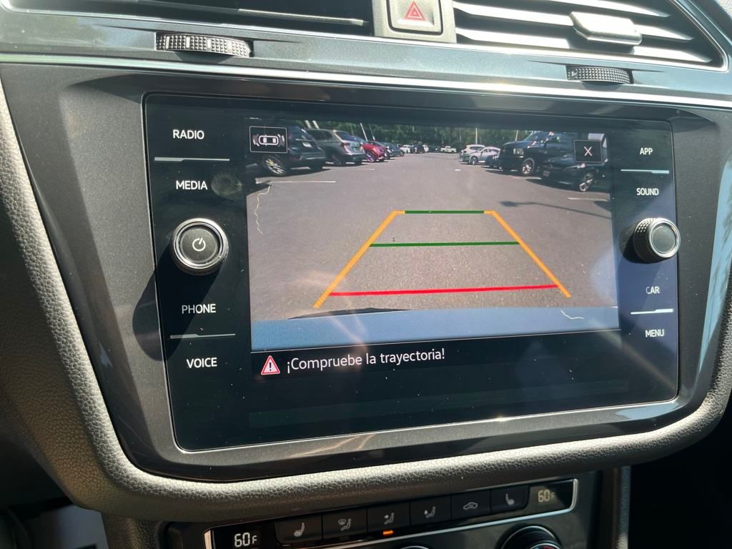 2021 Volkswagen Tiguan SE photo 12