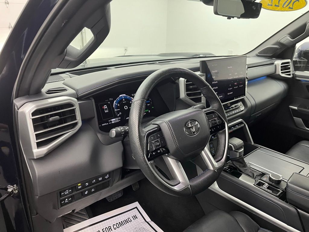 2022 Toyota Tundra Platinum photo 12