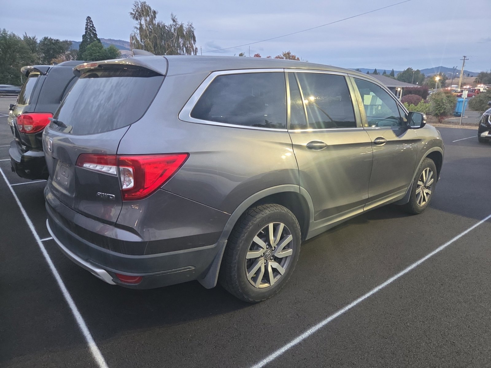 2021 Honda Pilot EX-L photo 2