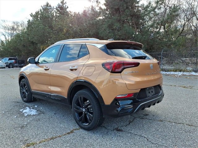 2024 Buick Encore GX Sport Touring photo 3