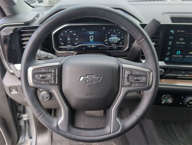 2024 Chevrolet Silverado 1500 RST photo 3