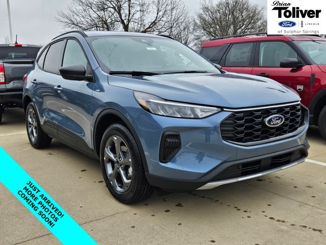 2026 Ford Escape ST-Line's photo
