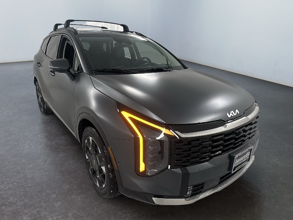 2026 Kia Sportage Base's photo