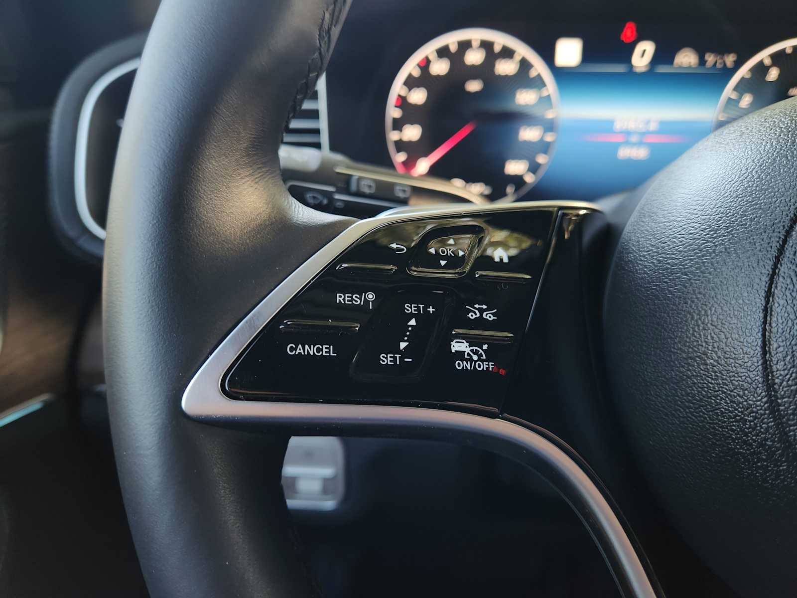 2025 Mercedes Benz GLS 450 4MATIC photo 19