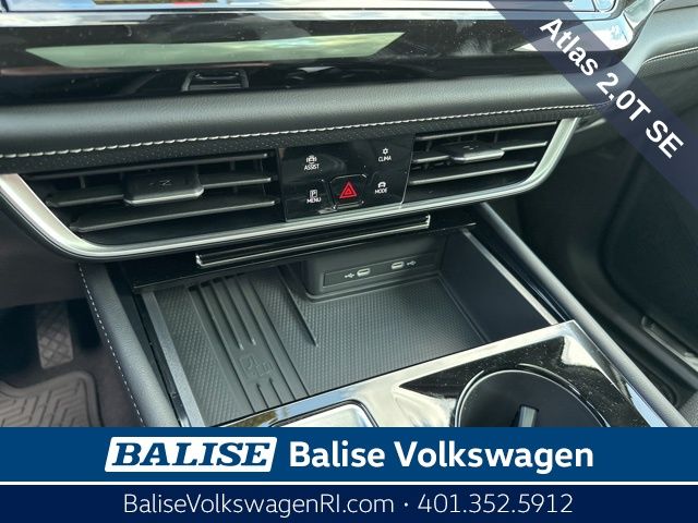 2025 Volkswagen Atlas SE Technology photo 24