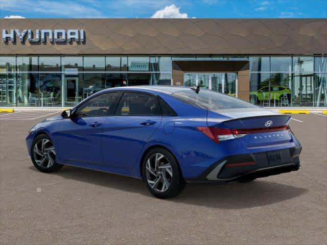 2025 Hyundai Elantra SEL Sport photo 5