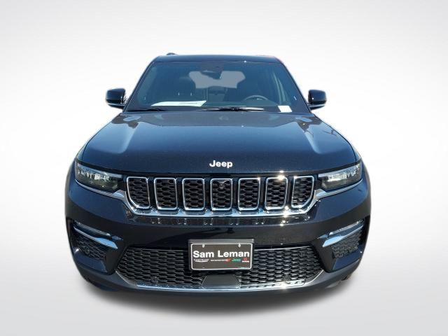 2025 Jeep Grand Cherokee Limited photo 2
