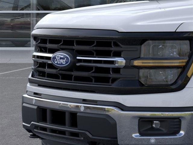 2025 Ford F-150 XLT photo 17