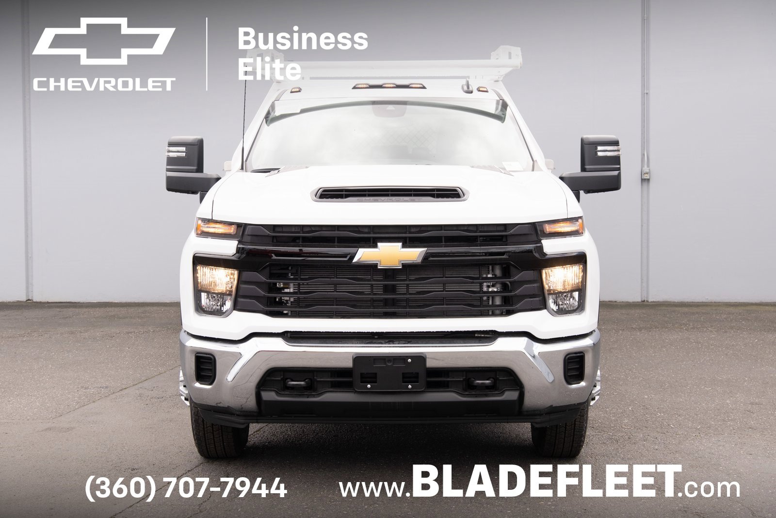 2025 Chevrolet Silverado 3500HD Work Truck photo 2