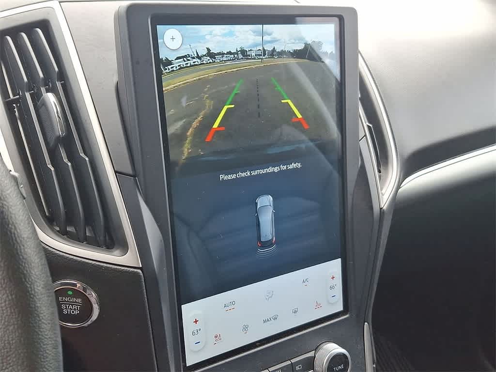 2022 Ford Edge SEL photo 17