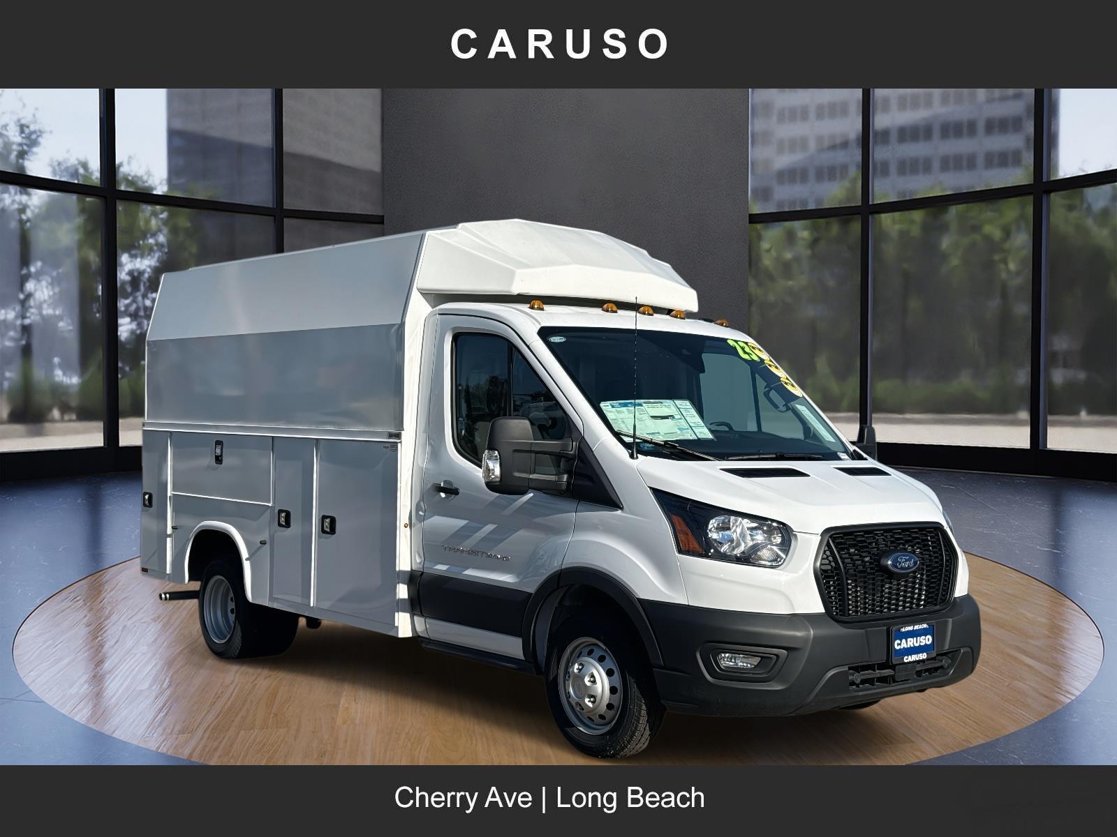 2023 Ford Transit Cutaway Base's photo