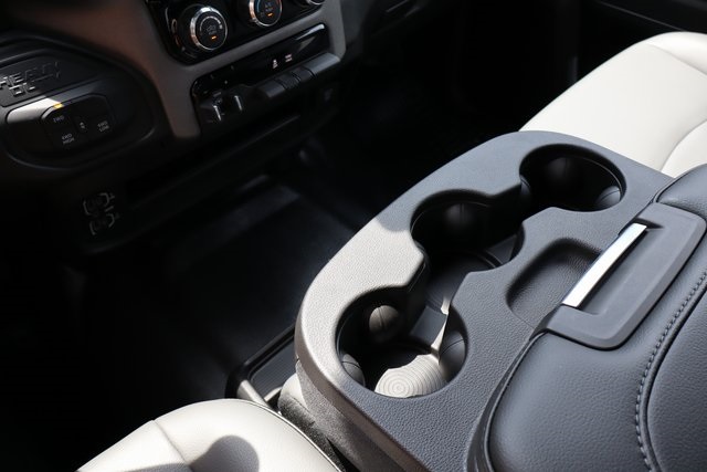 2025 Ram 2500 Tradesman photo 22
