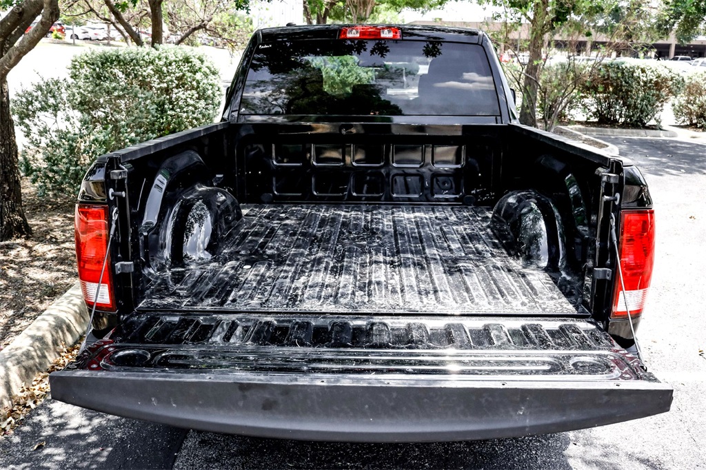 2024 Ram 1500 SLT photo 29
