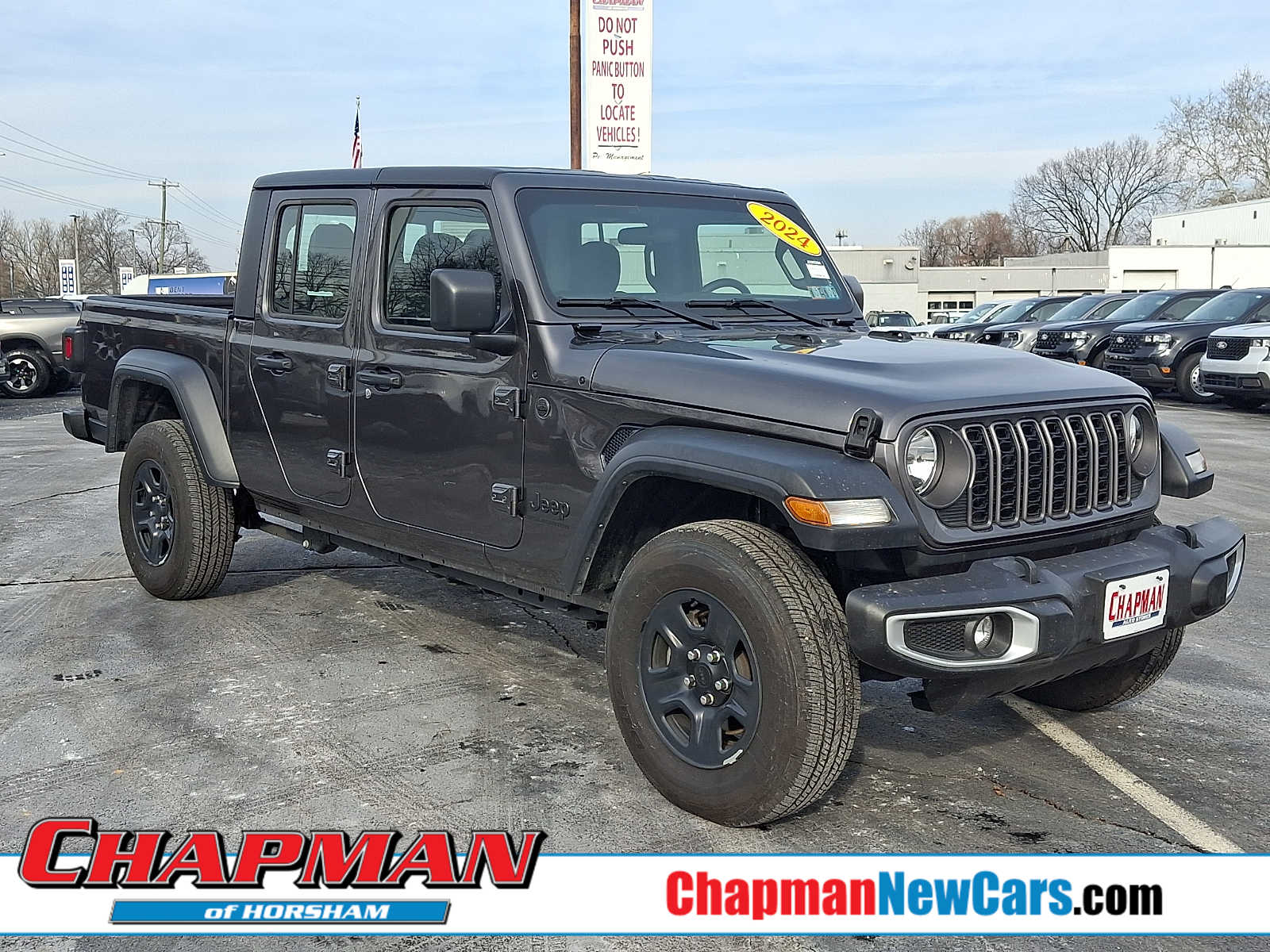 2024 Jeep Gladiator Sport's photo