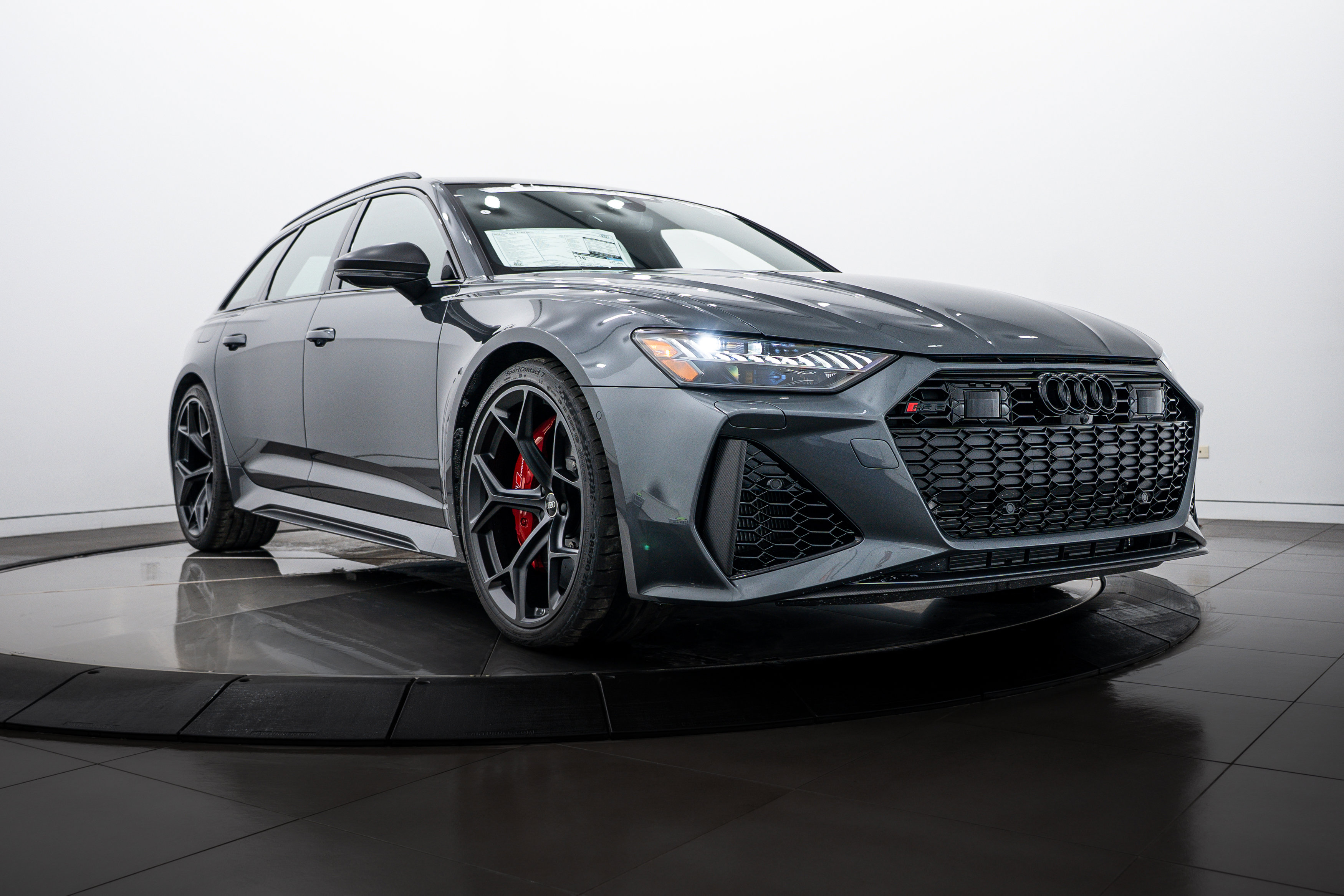 2026 Audi RS 6 Avant Base's photo