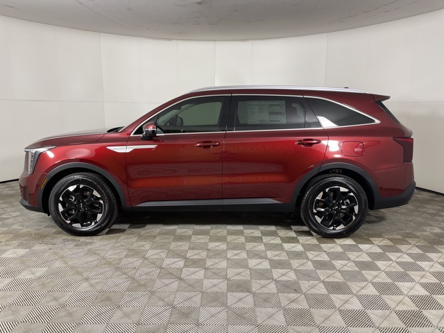 2025 Kia Sorento S photo 2