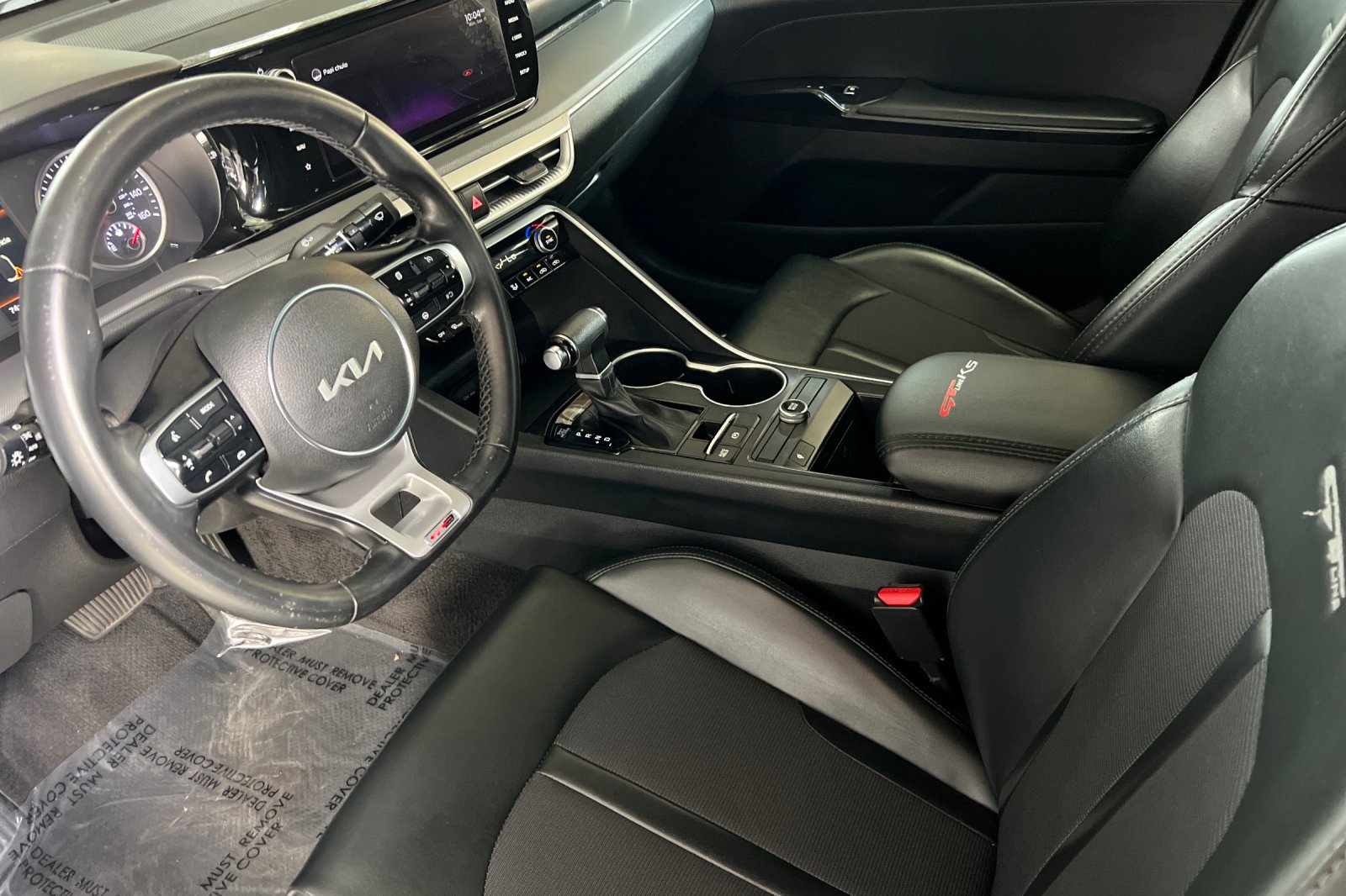 2022 Kia K5 GT-Line photo 9