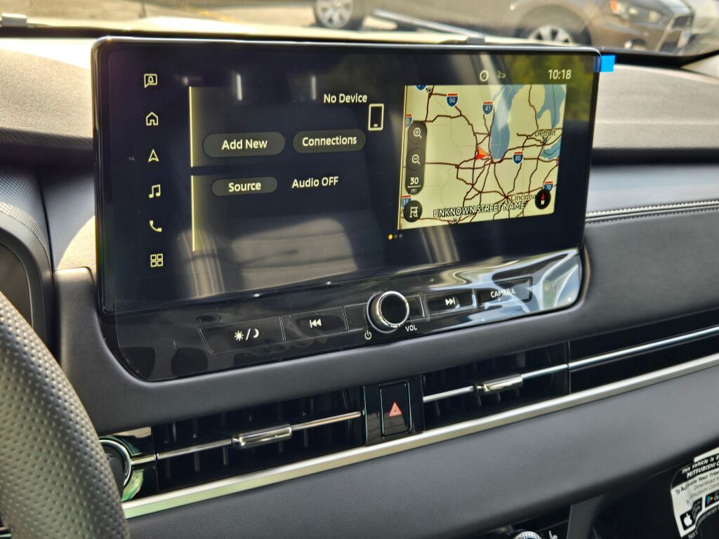2025 Mitsubishi Outlander SE photo 22
