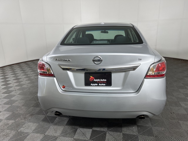 2015 Nissan Altima 2.5 S photo 3