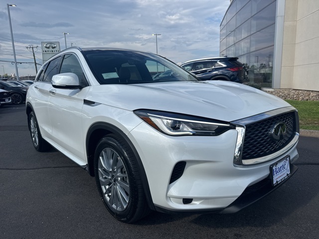 2025 Infiniti QX50 Luxe AWD photo 2