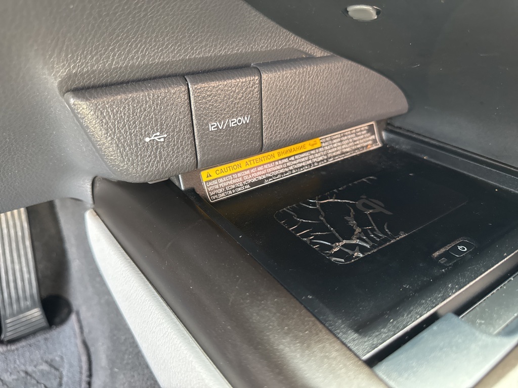 2021 Toyota Camry XSE photo 32