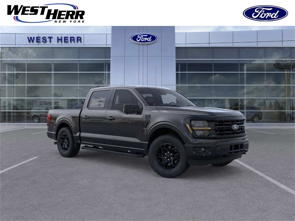 2025 Ford F-150 XLT's photo