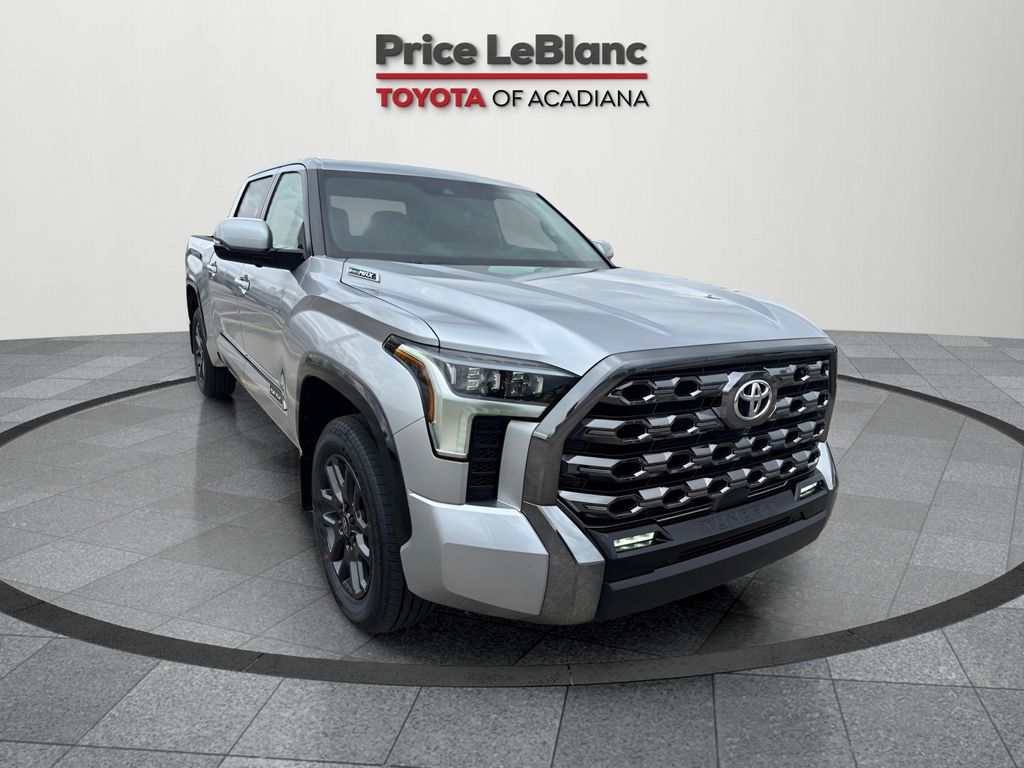 2025 Toyota Tundra Platinum's photo