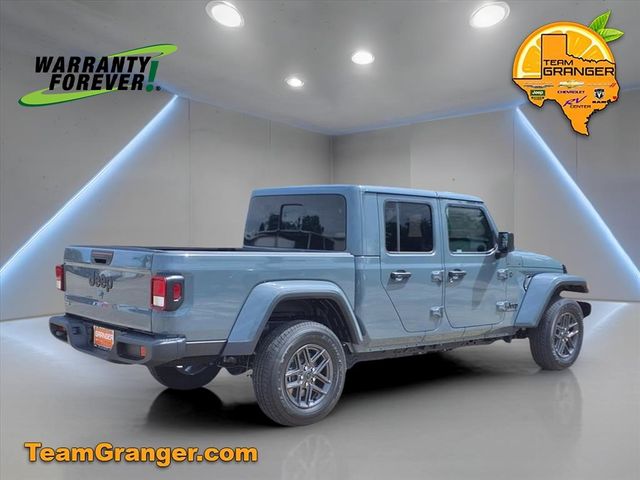 2025 Jeep Gladiator Sport S photo 3