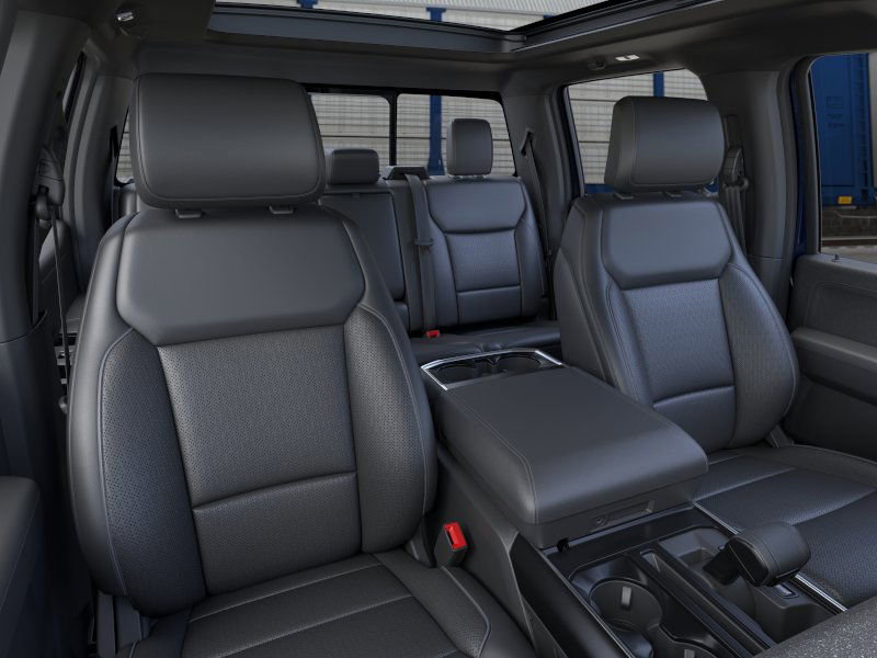 2025 Ford F-150 Lariat photo 2