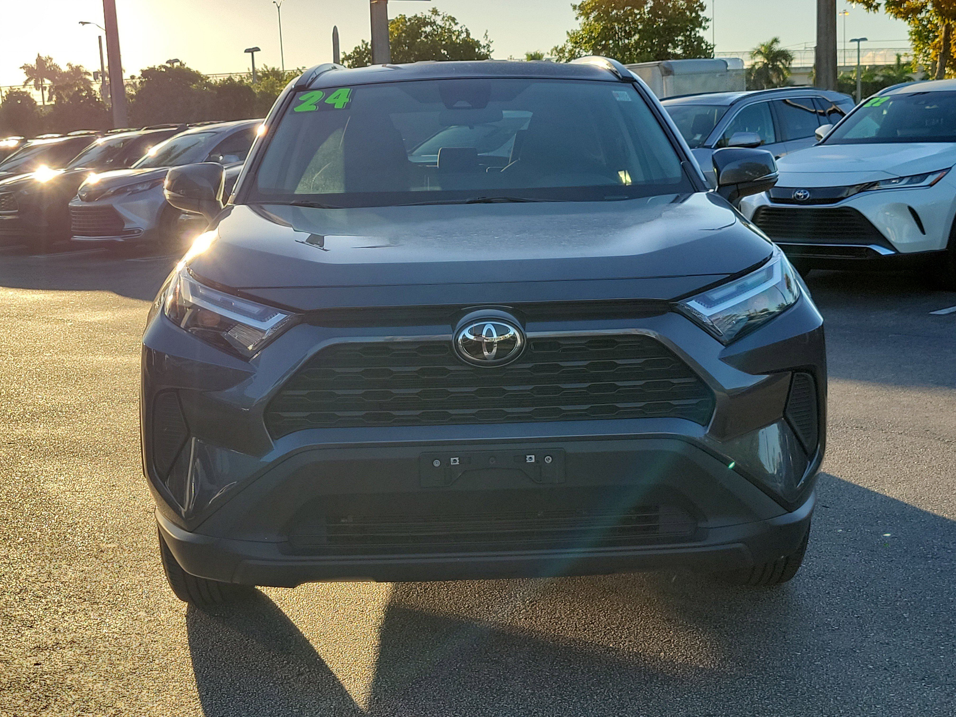 Used 2024 Toyota RAV4 XLE with VIN 2T3W1RFV5RC275243 for sale in Kansas City