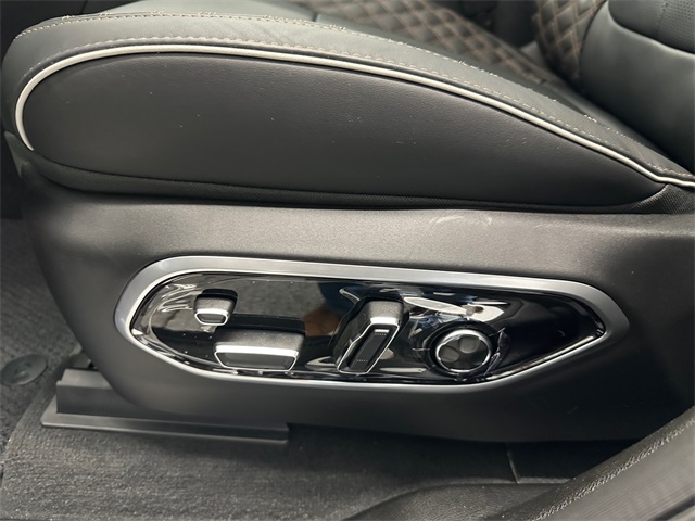 2025 Jeep Grand Cherokee Summit Reserve photo 24