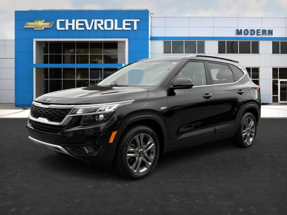 2021 Kia Seltos S's photo