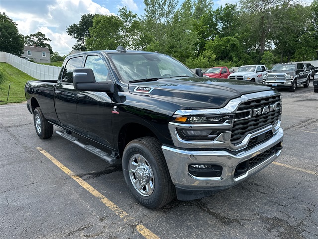 2025 Ram 3500 Tradesman photo 4