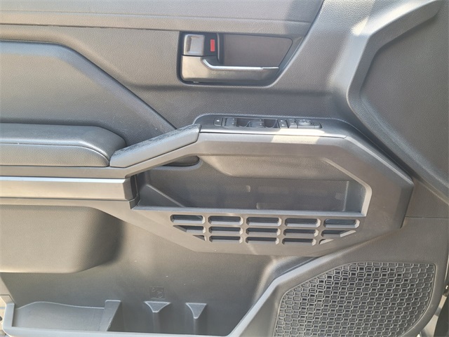 2024 Toyota Tacoma SR5 photo 25