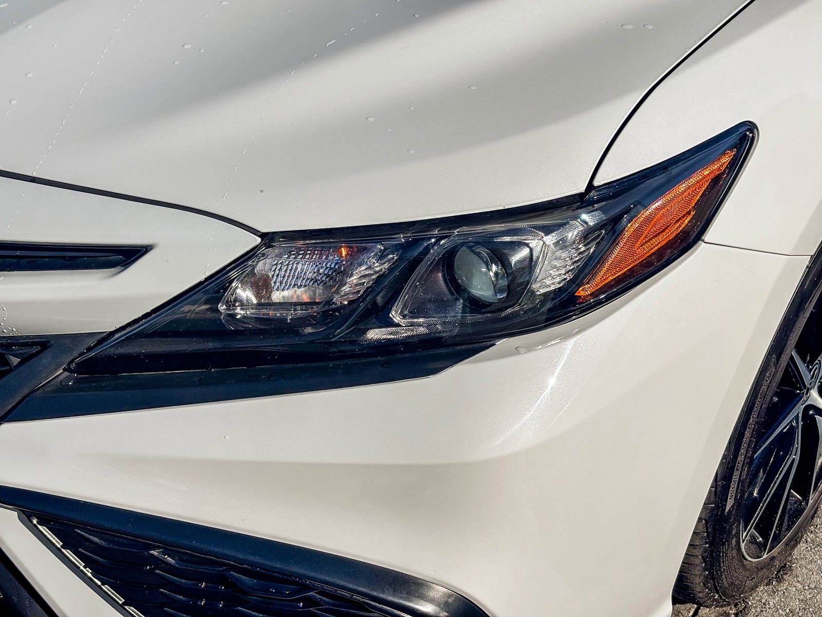 2024 Toyota Camry SE photo 4