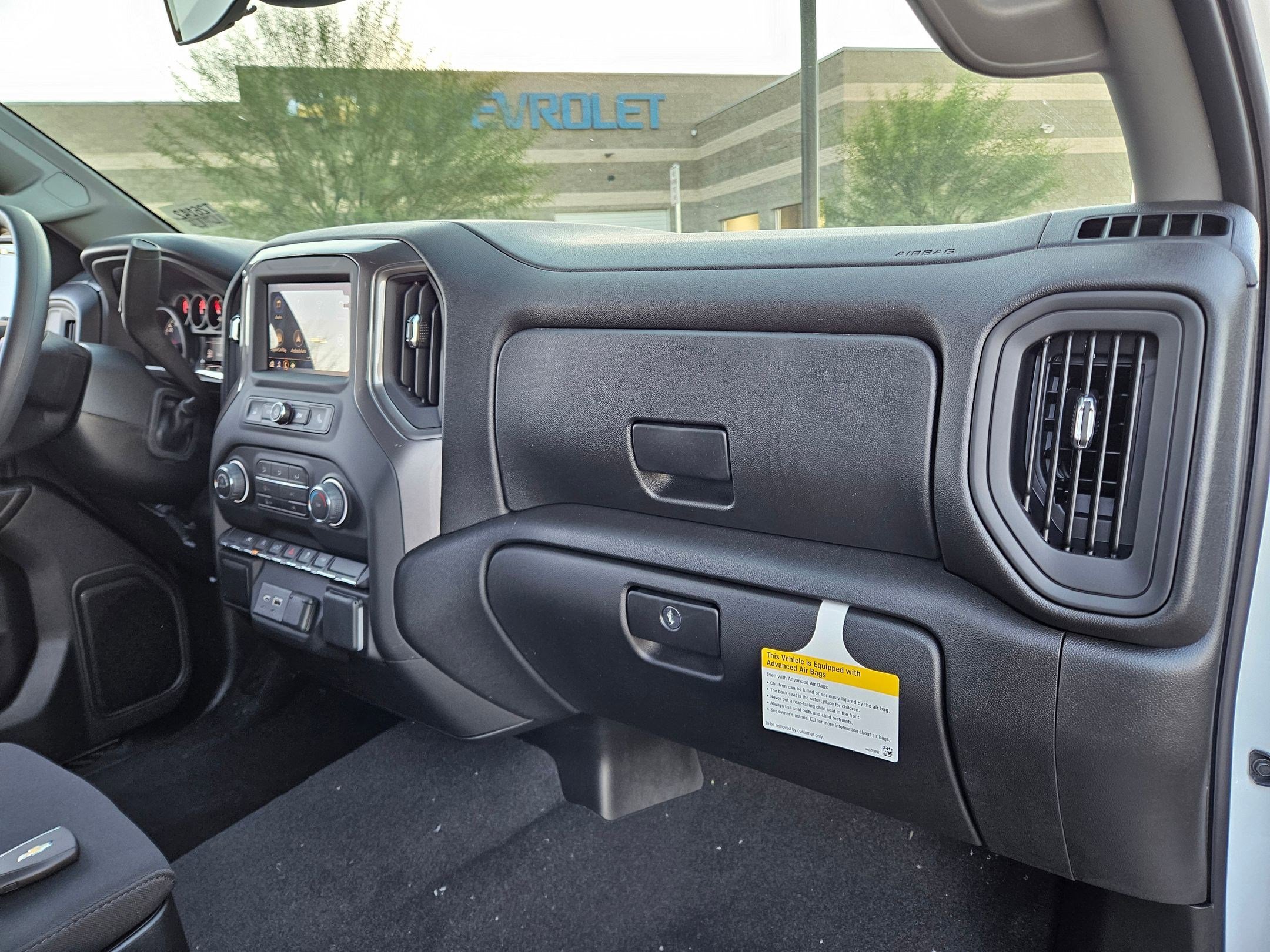 2026 Chevrolet Silverado 1500 Custom photo 19