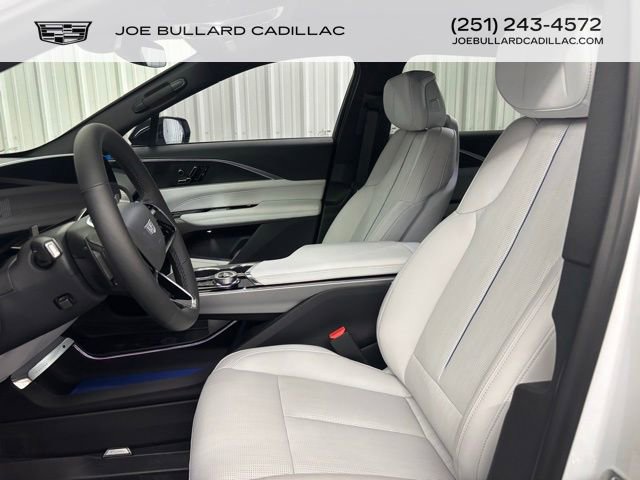 2025 Cadillac Lyriq Luxury photo 5