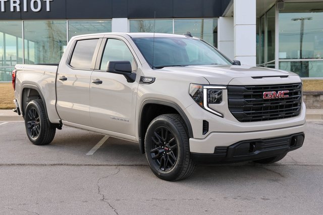 2026 GMC Sierra 1500 Pro's photo